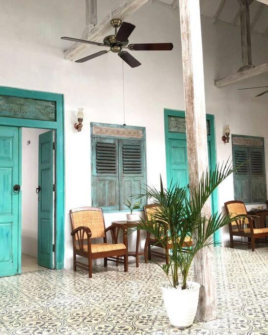 अपार्टमेंट The Blue Joglo Jogja *